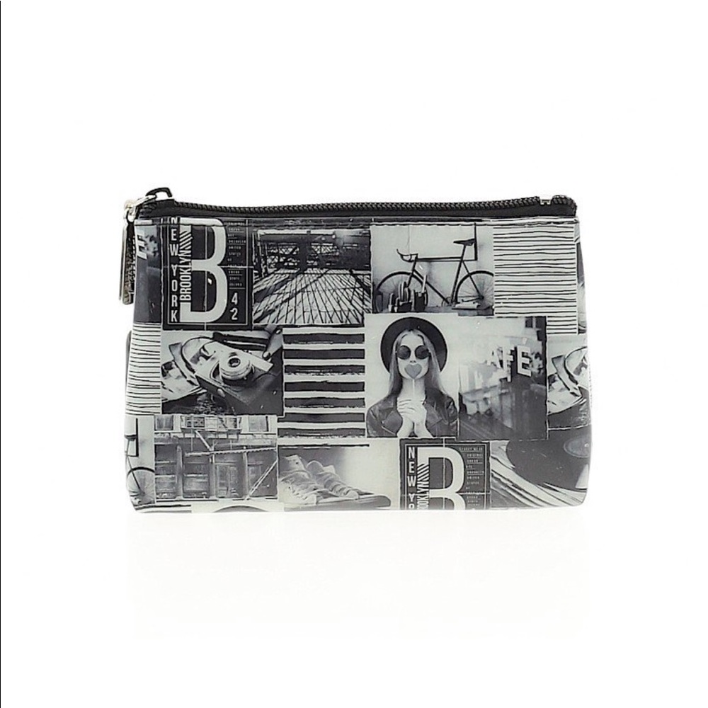 Magazine Makeup Bag - Picture 3 of 4
